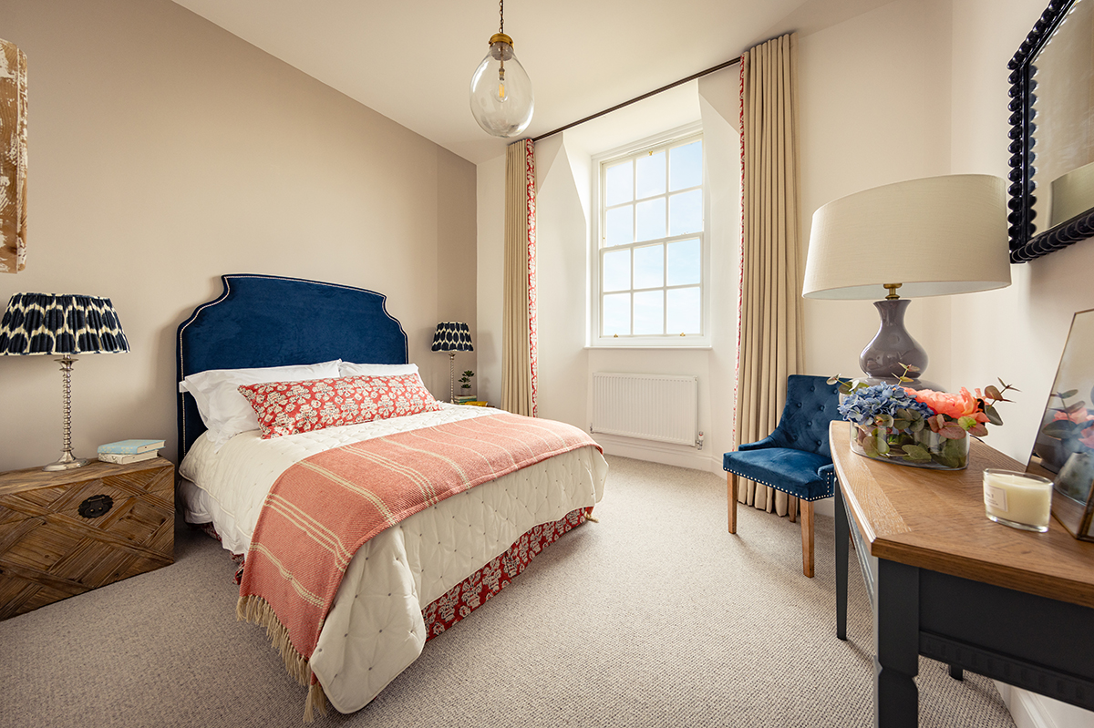 Unique Luxury Retirement Apartments by the Sea Image